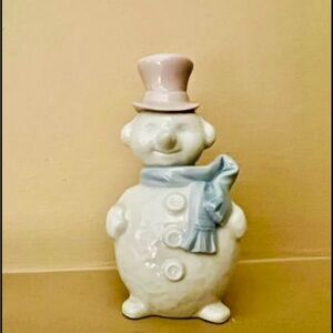 Lladro Snowman figurine/ornament